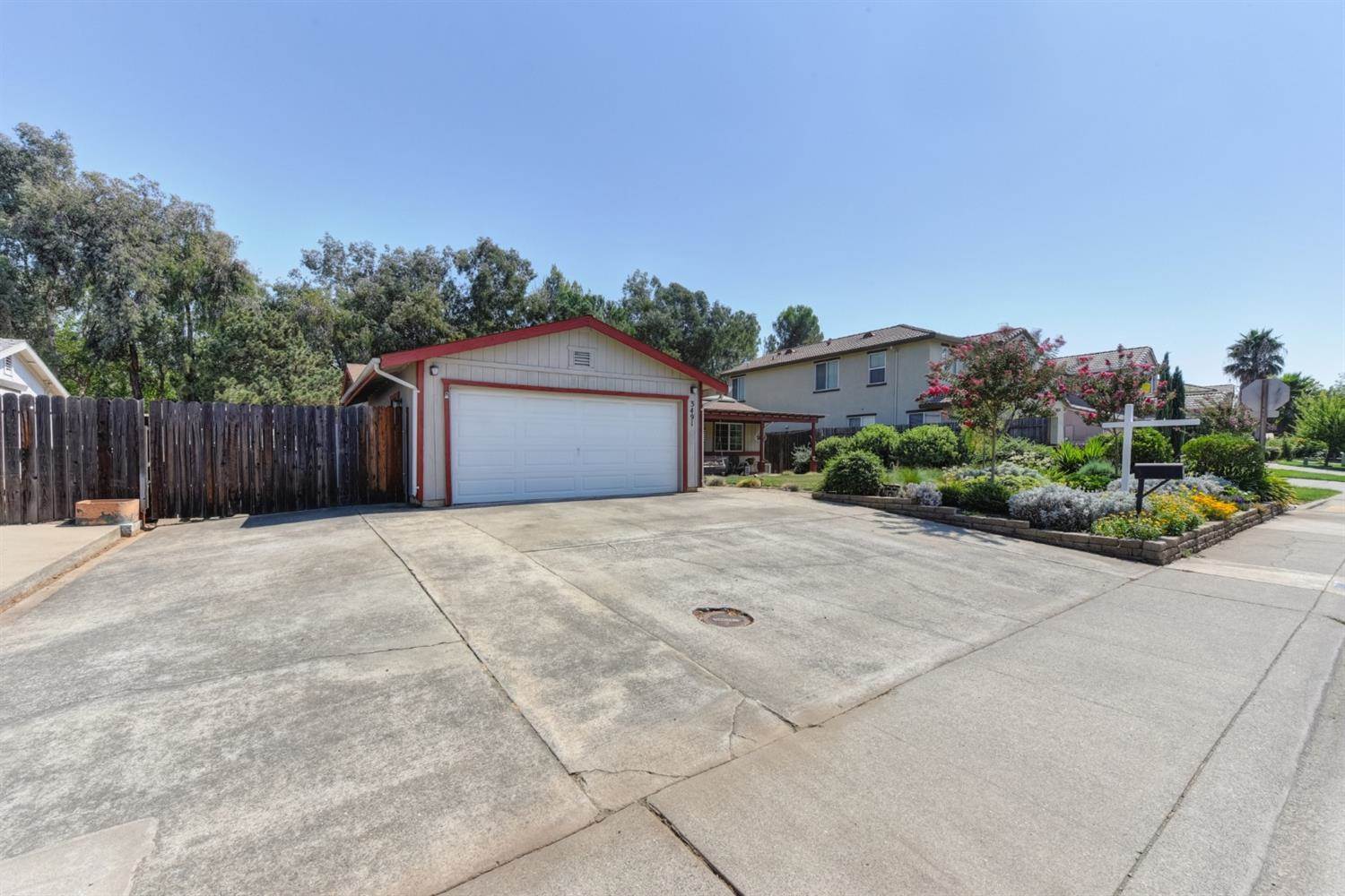 3491 Nut Plains Drive, Sacramento, CA 95827