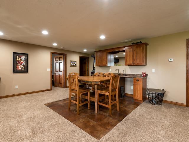 6612 Dakota Country Drive, Bismarck, ND 58503