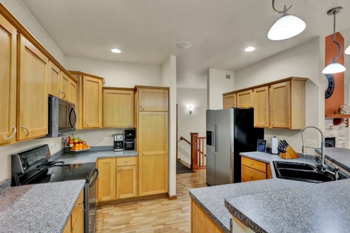 9771 Sandhill Drive, Weston, WI 54476