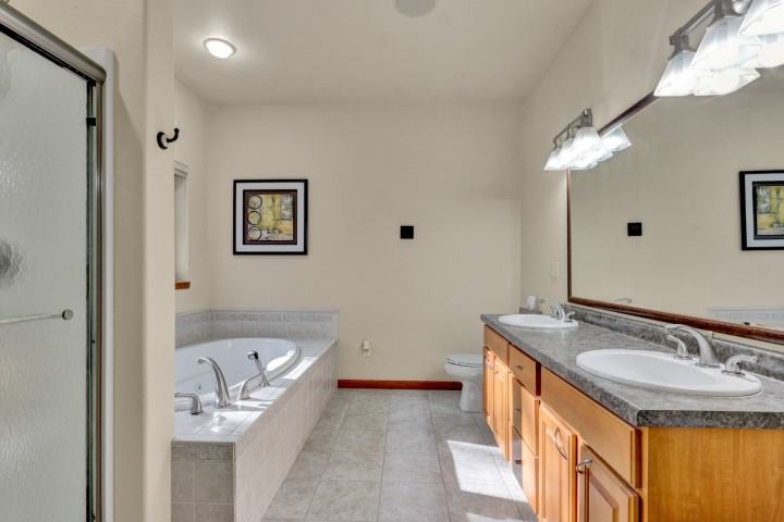 9771 Sandhill Drive, Weston, WI 54476