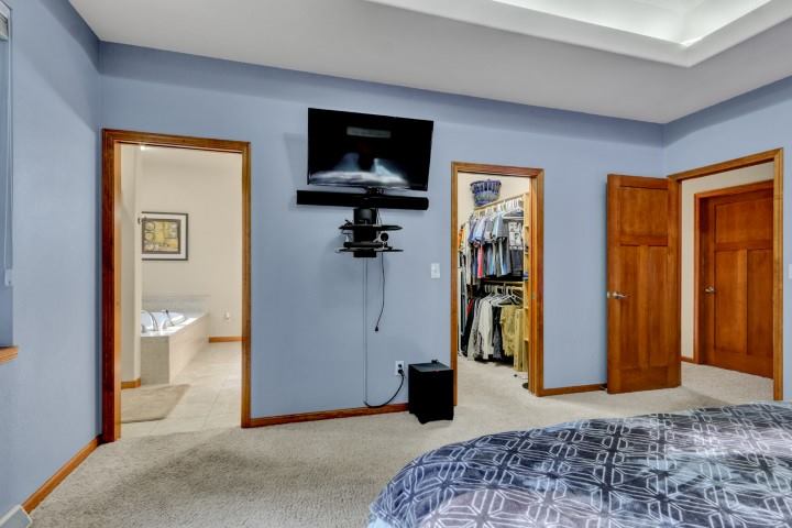 9771 Sandhill Drive, Weston, WI 54476