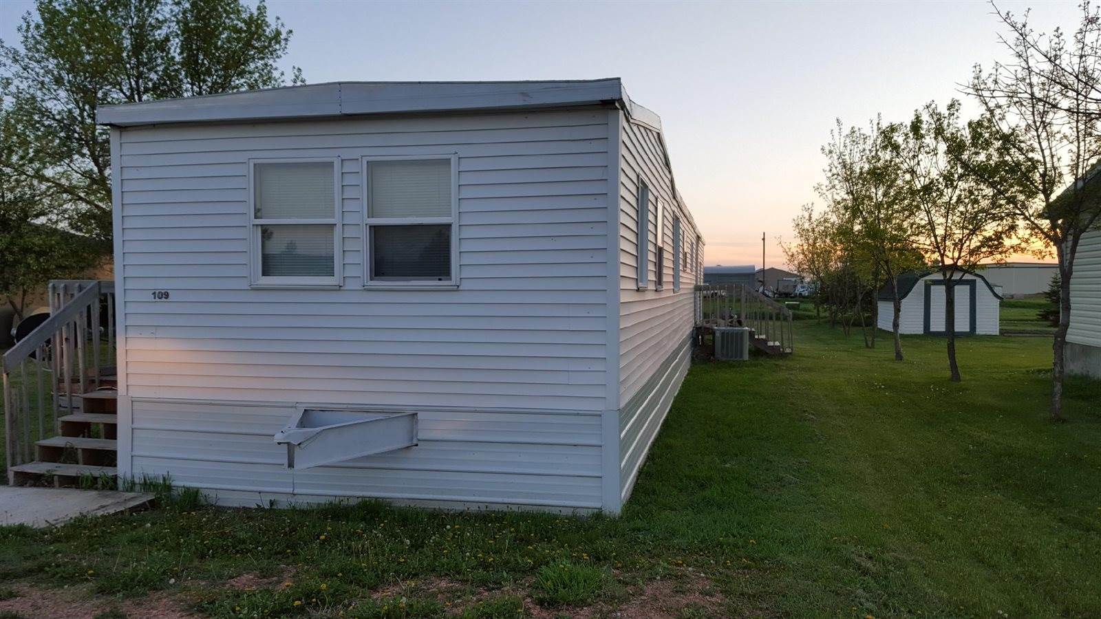 109 7th Street, Glen Ullin, ND 58631