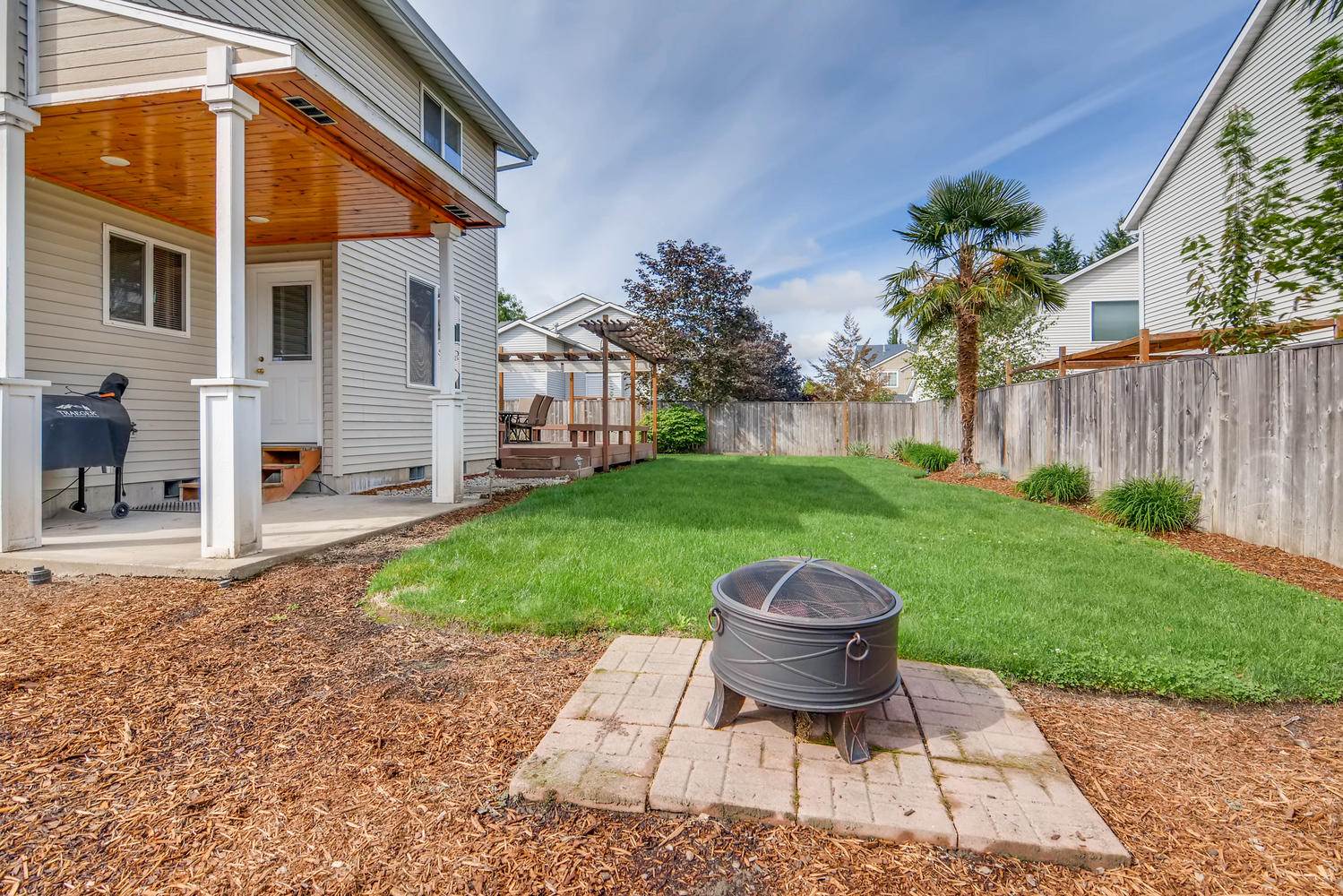 5789 SE Popes Pl, Hillsboro, OR 97123