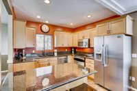 5789 SE Popes Pl, Hillsboro, OR 97123