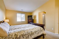 5789 SE Popes Pl, Hillsboro, OR 97123