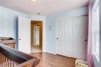 5789 SE Popes Pl, Hillsboro, OR 97123