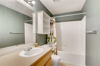 5789 SE Popes Pl, Hillsboro, OR 97123