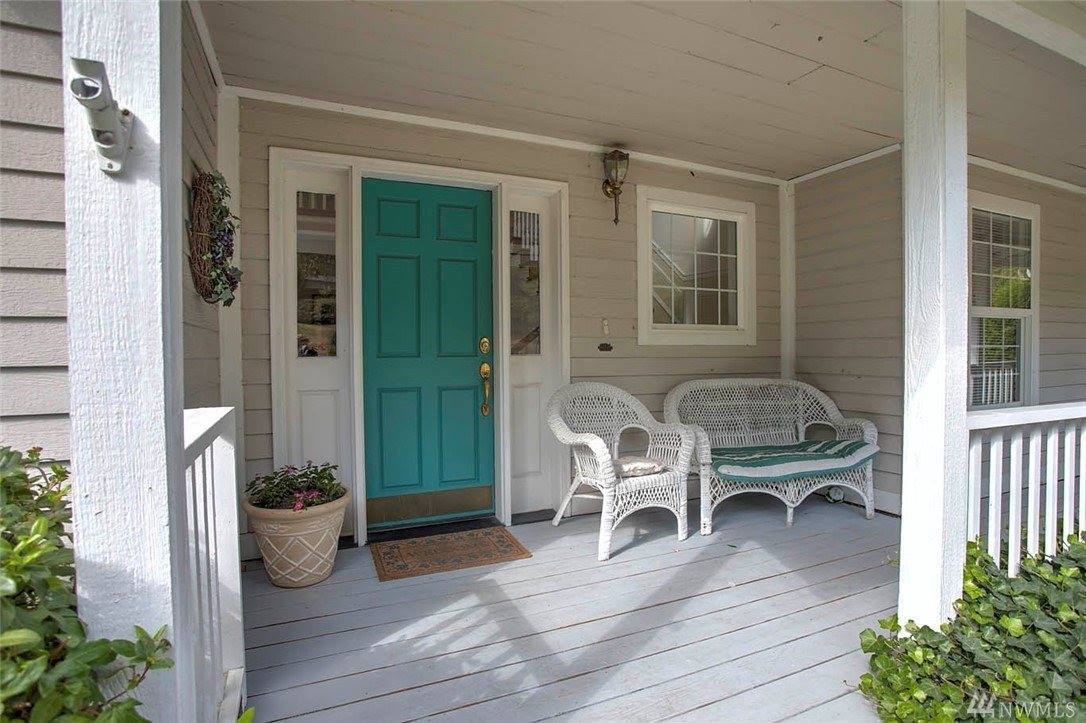 17407 7th Place SW, Normandy Park, WA 98166