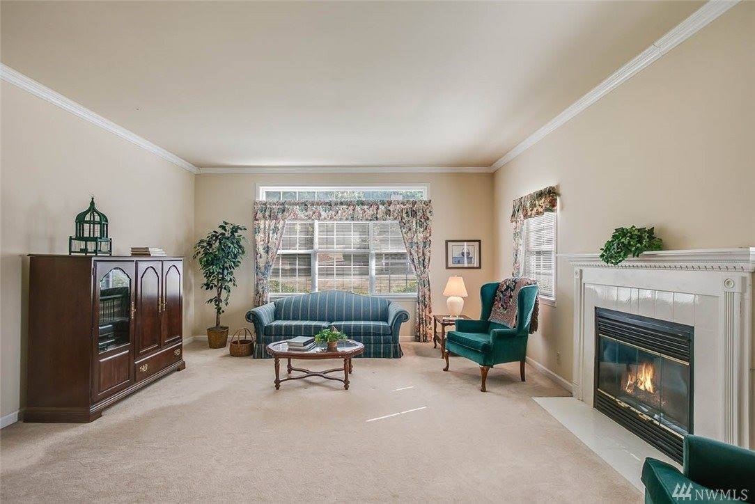 17407 7th Place SW, Normandy Park, WA 98166