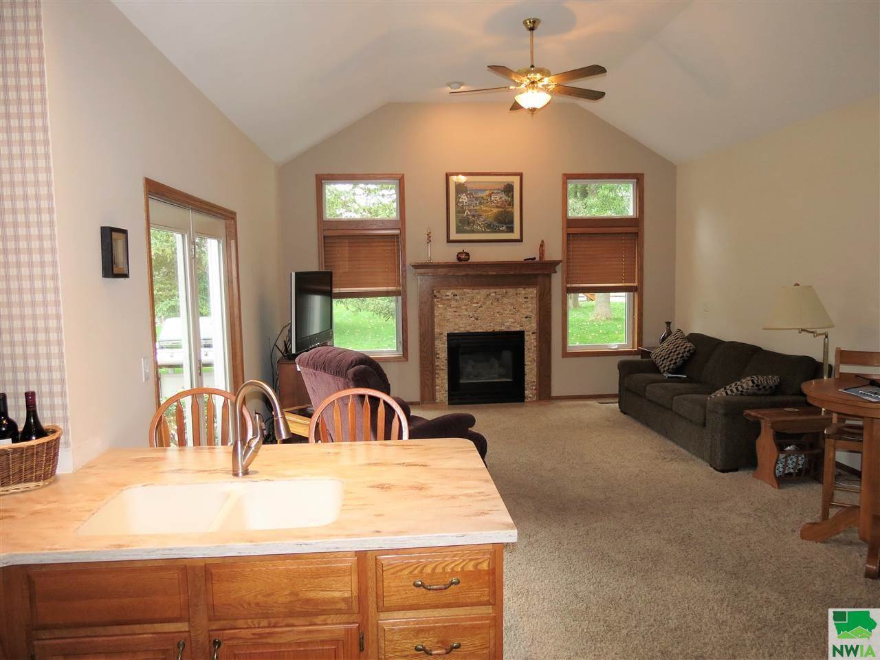 261 Oxbow Tr., Dakota Dunes, SD 57049