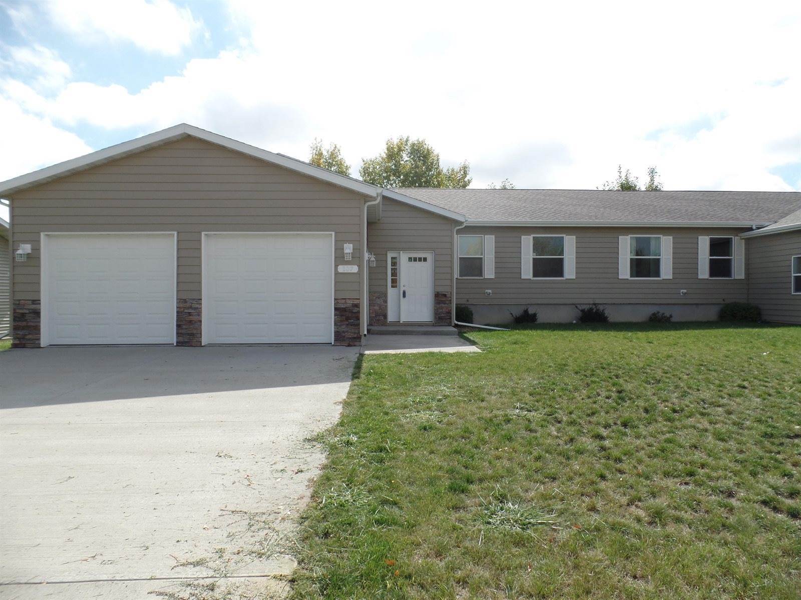 107 16th Street NW, Beulah, ND 58523