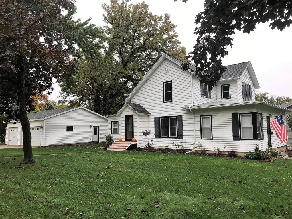 512 11th Street, Spirit Lake, IA 51360