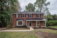 2389 Mill Grove Rd, Upper Saint Clair, PA 15241