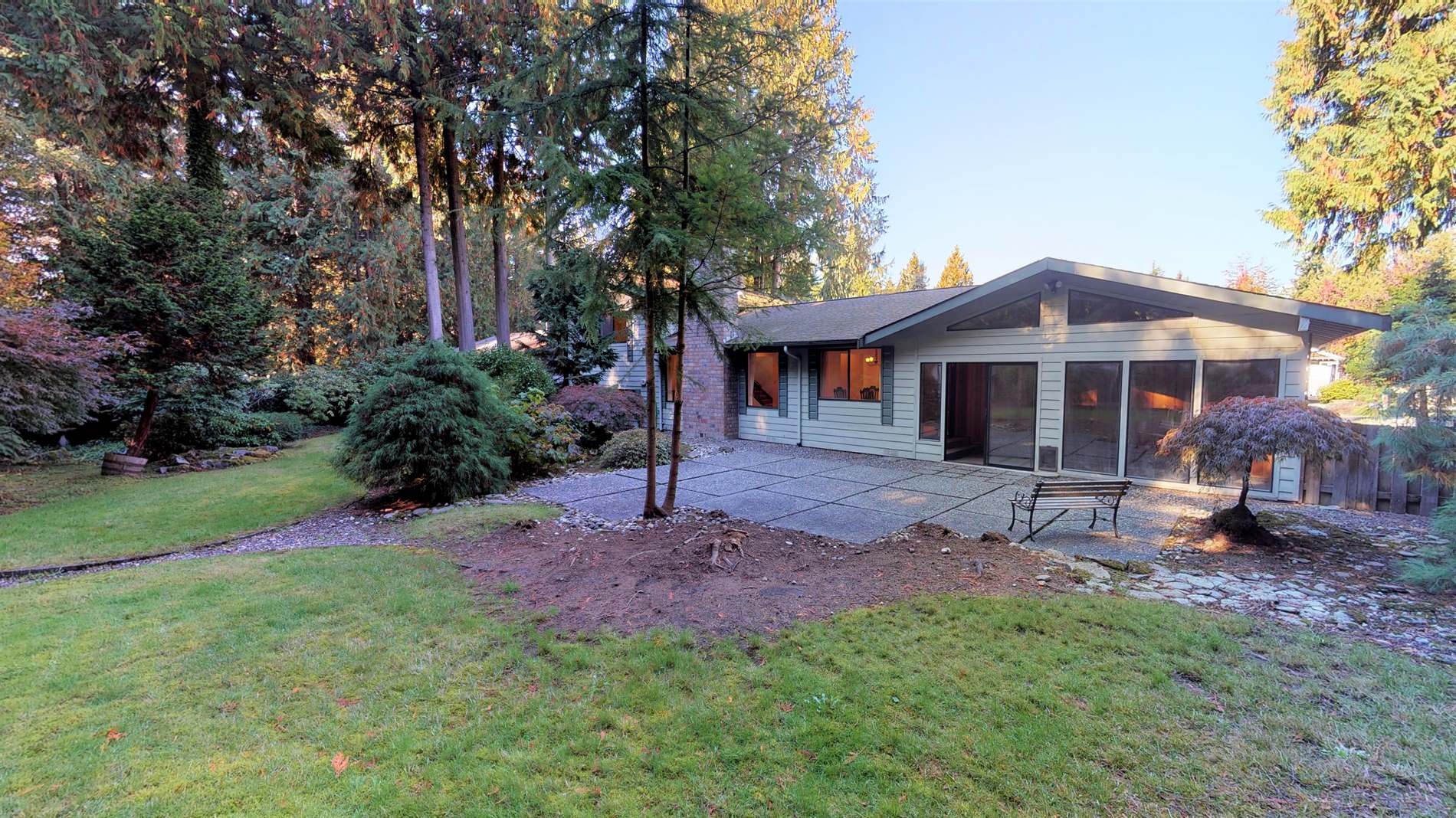 3612 Shoshone Dr, Mount Vernon, WA 98273