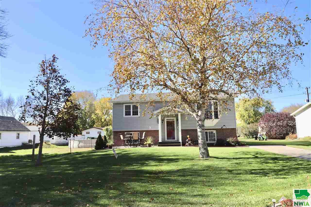 516 7th St., Onawa, IA 51040