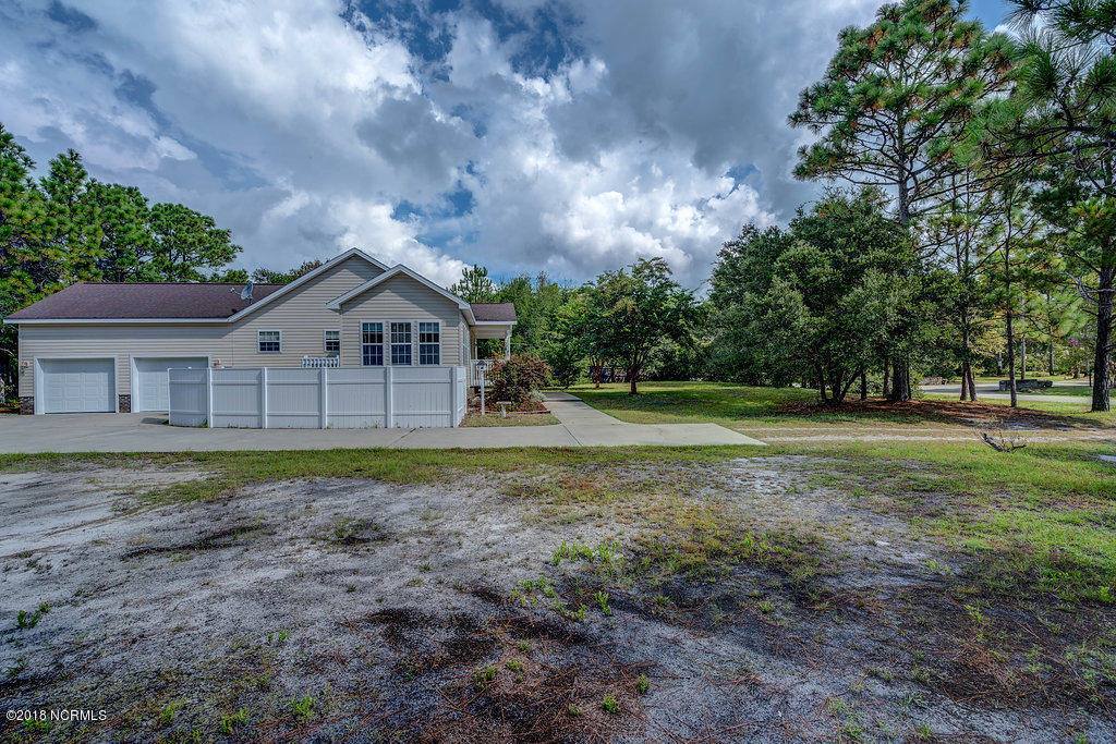 3634 Heron Circle SE, Southport, NC 28461