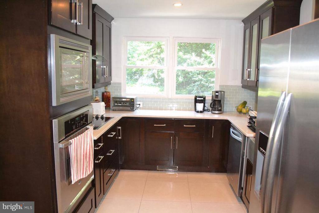 6102 Temple Street, Bethesda, MD 20817