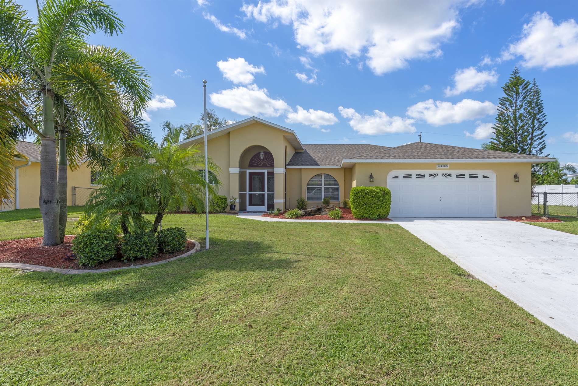 4120 SW 6th Ave, Cape Coral, FL 33914