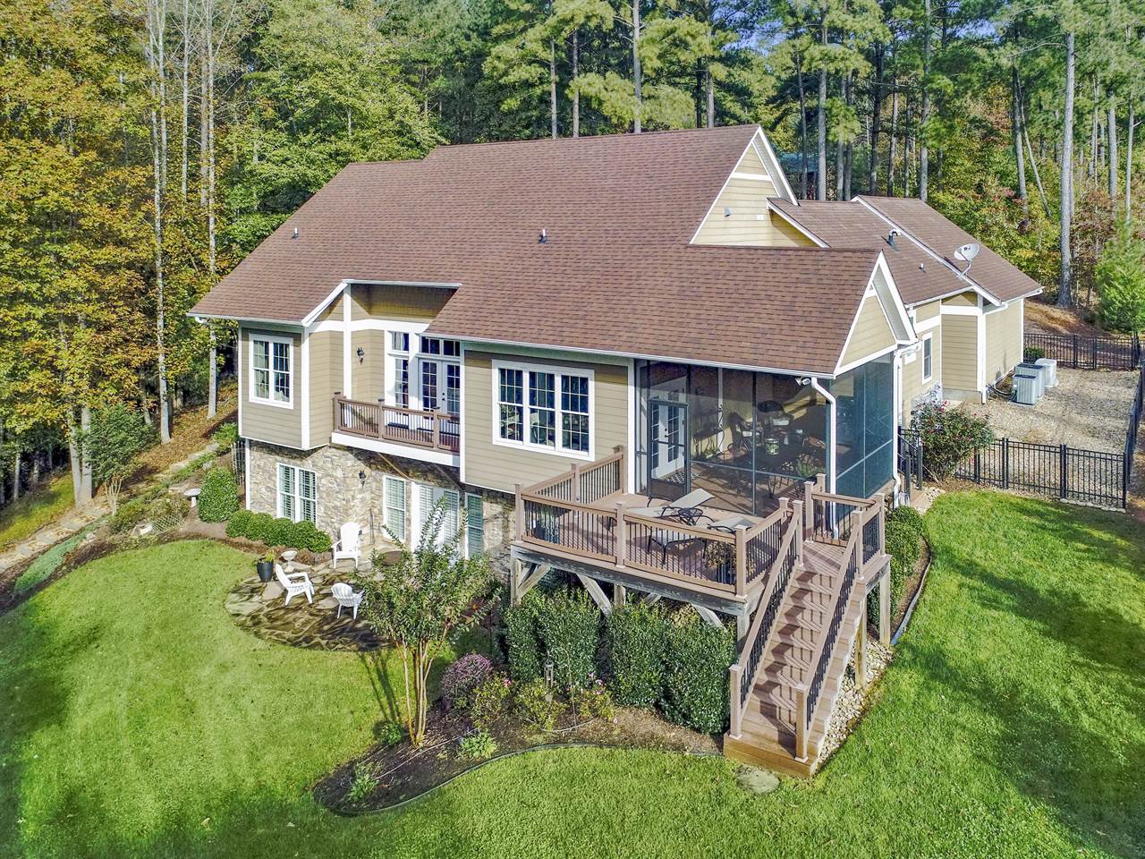 4955 Harbor View Drive West, Granite Falls, NC 28630