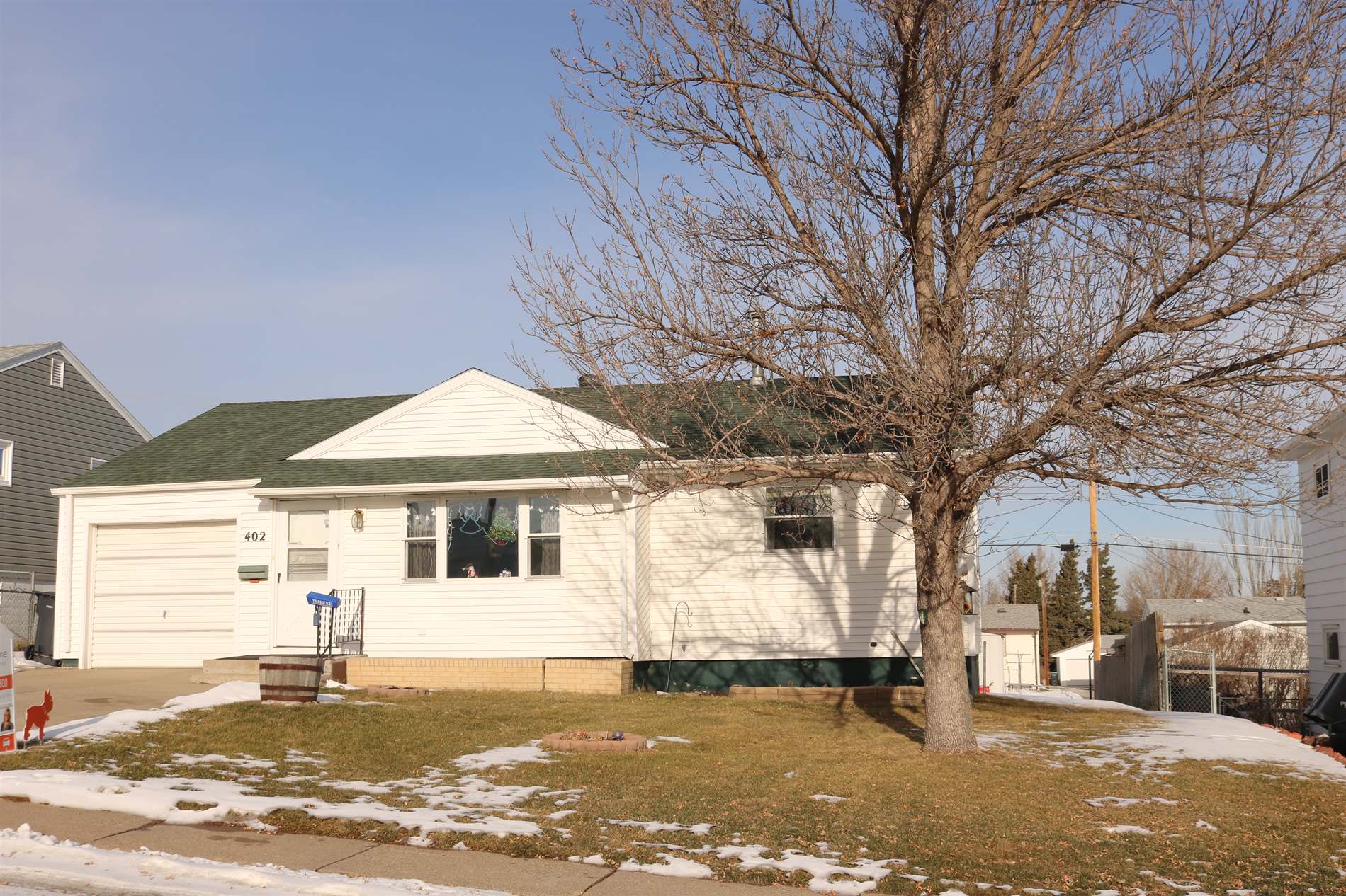 402 11 Street NW, Mandan, ND 58554