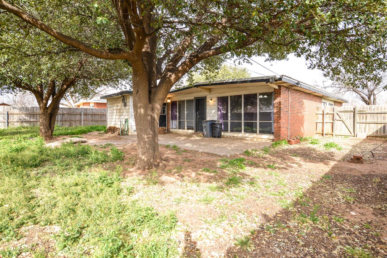 2521 63rd St, Lubbock, TX 79413