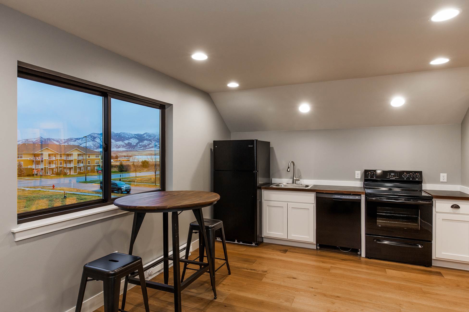 3365 Blackbird Ave, Bozeman, MT 59718