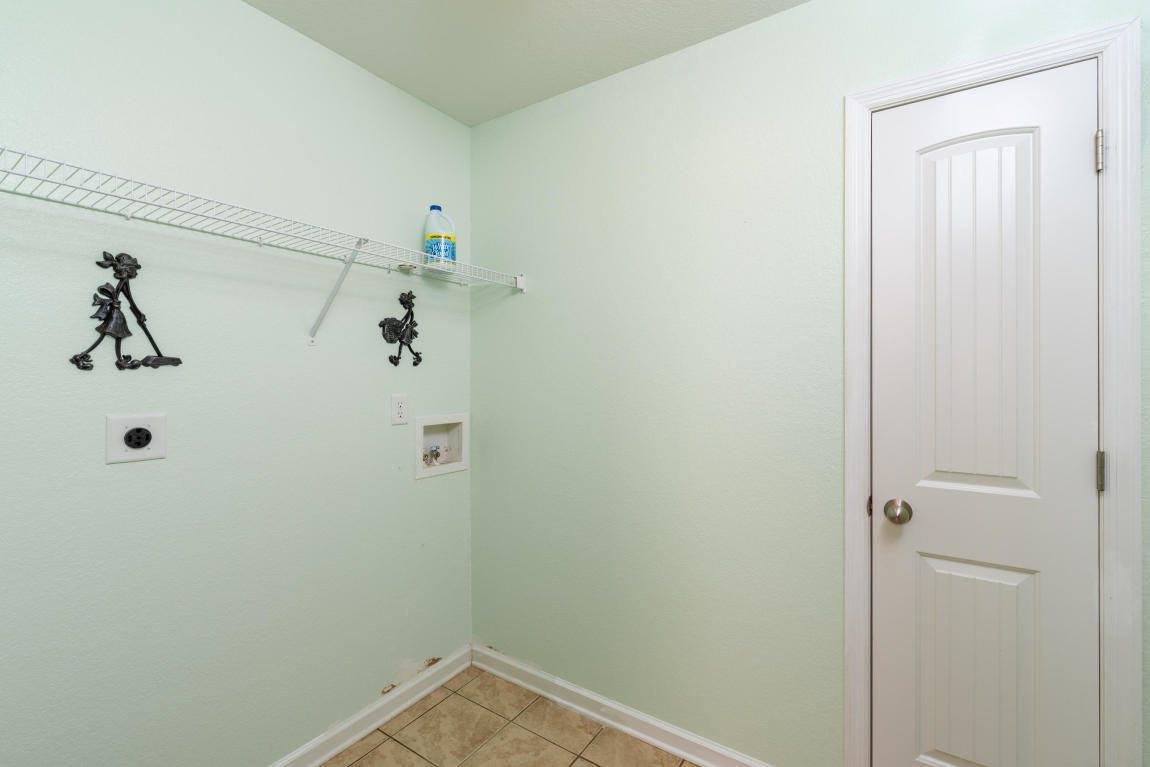 304 Battle Bluff Dr, Rossville, GA 30741