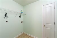 304 Battle Bluff Dr, Rossville, GA 30741