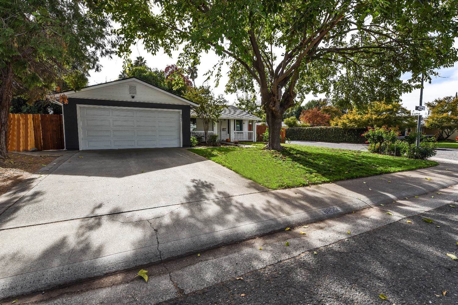 8822 Grayling Way, Sacramento, CA 95826