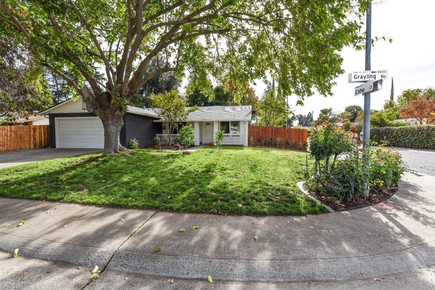 8822 Grayling Way, Sacramento, CA 95826