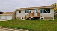 4914 Roughrider Circle, Mandan, ND 58554