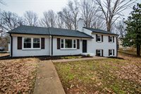 206 College Park Drive, Lynchburg, VA 24502