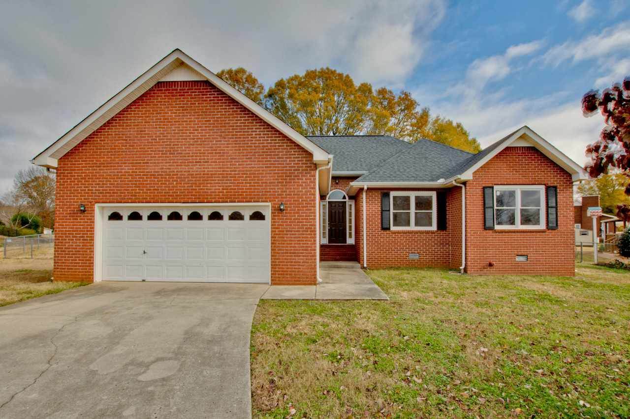 103 Sassafras Drive, Hazel Green, AL 35750