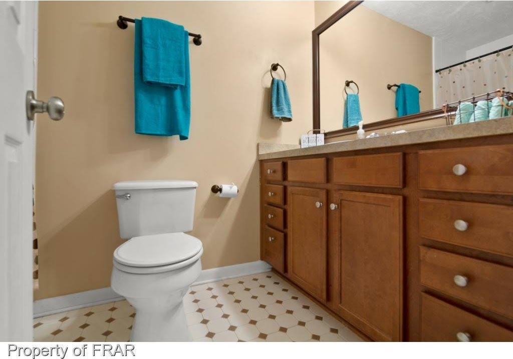 6407 Irvington Court, Fayetteville, NC 28314