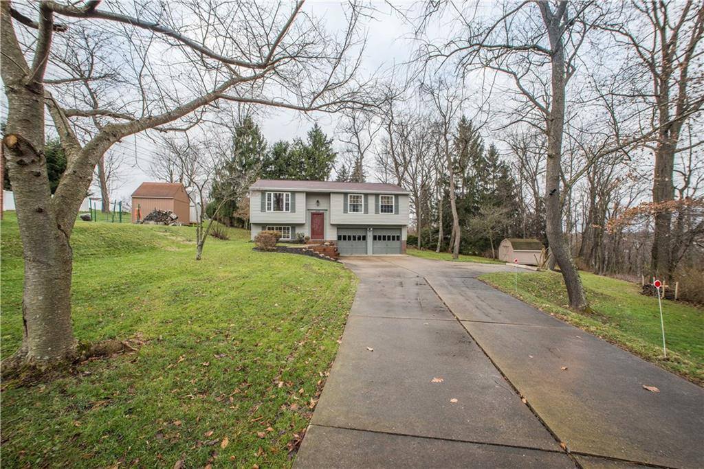 1437 Marion Dr, South Park, PA 15236