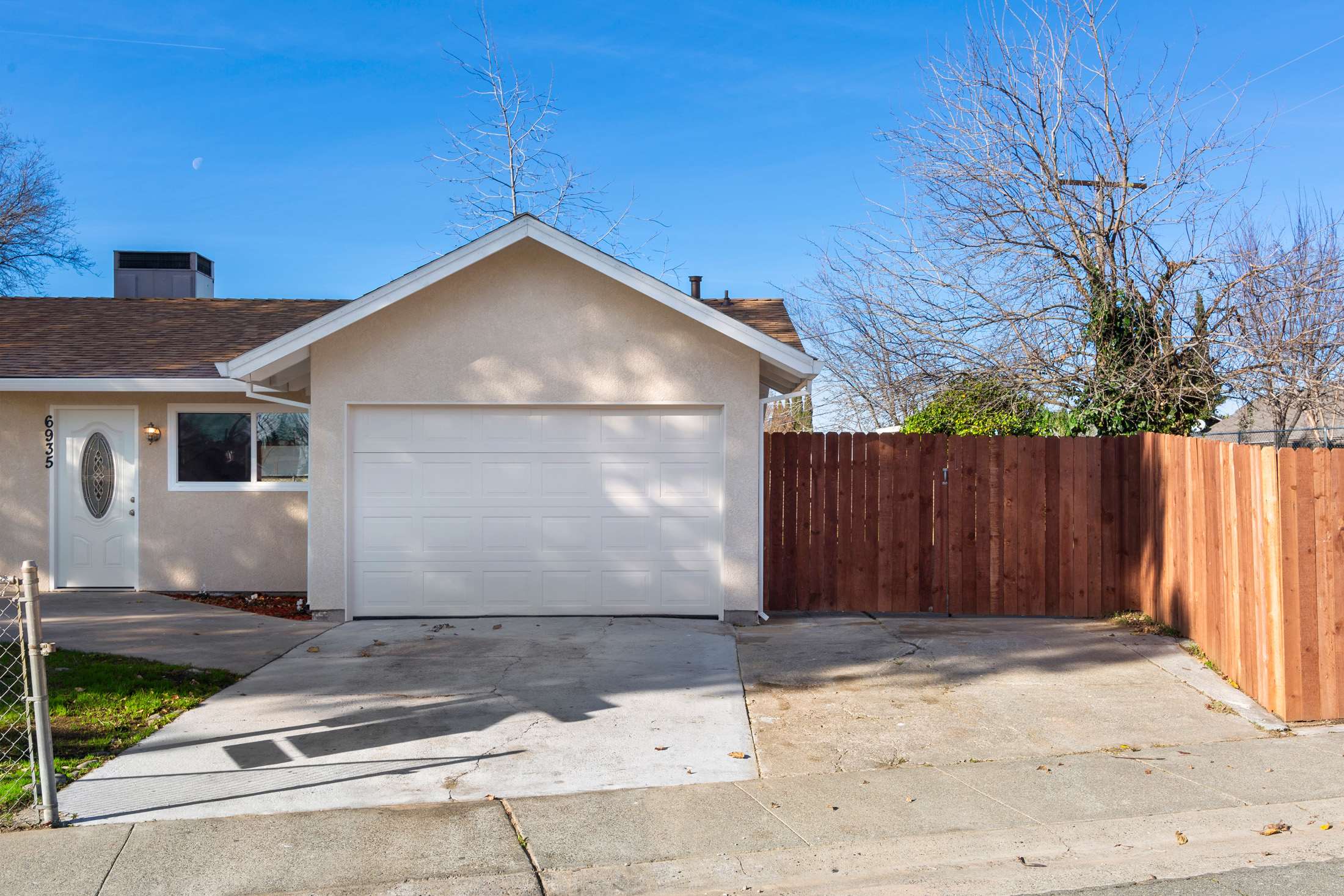 6935 Birchwood Cir, Citrus Heights, CA 95621