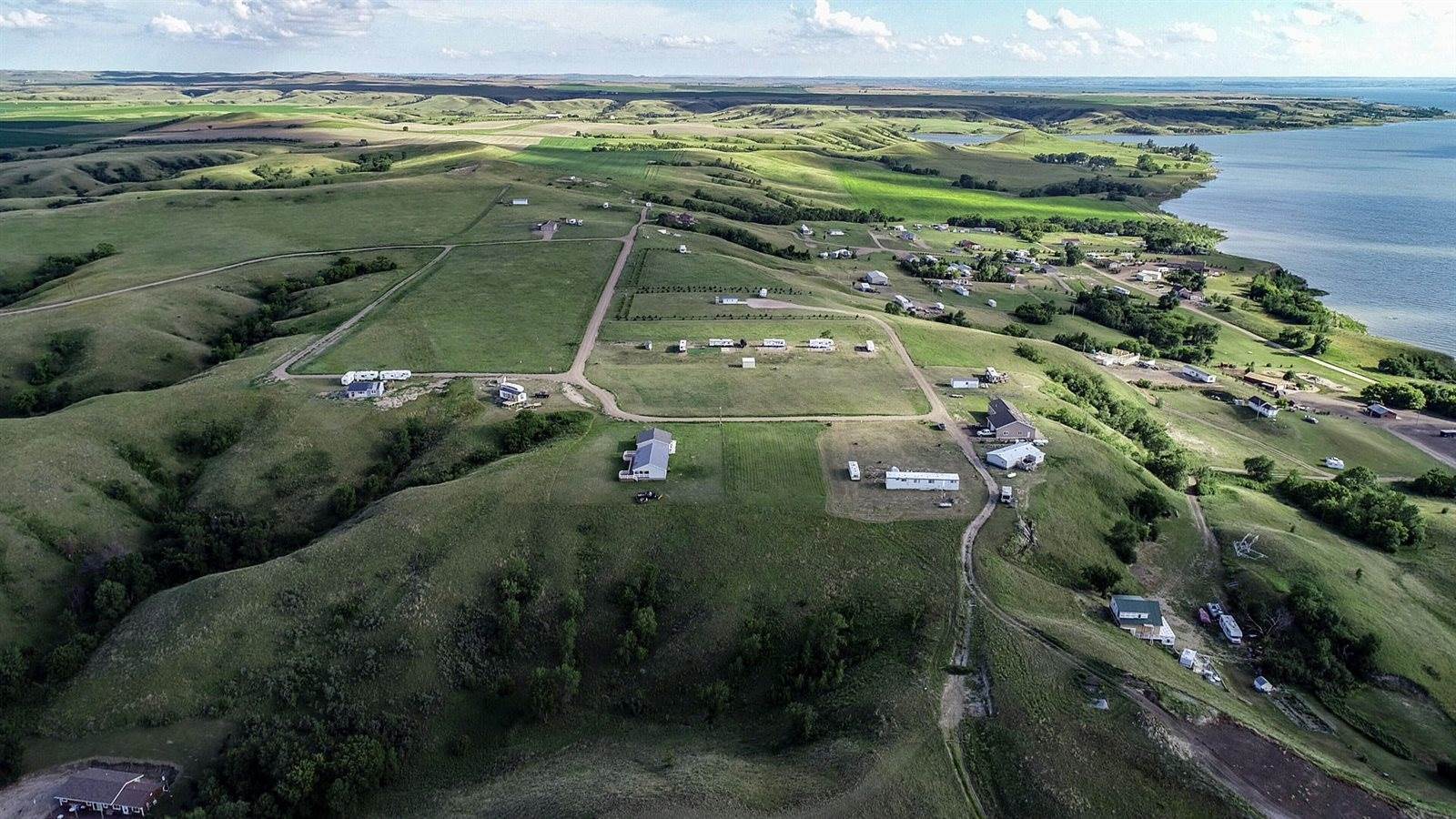 202 Beaver Bay, Linton, ND 58552