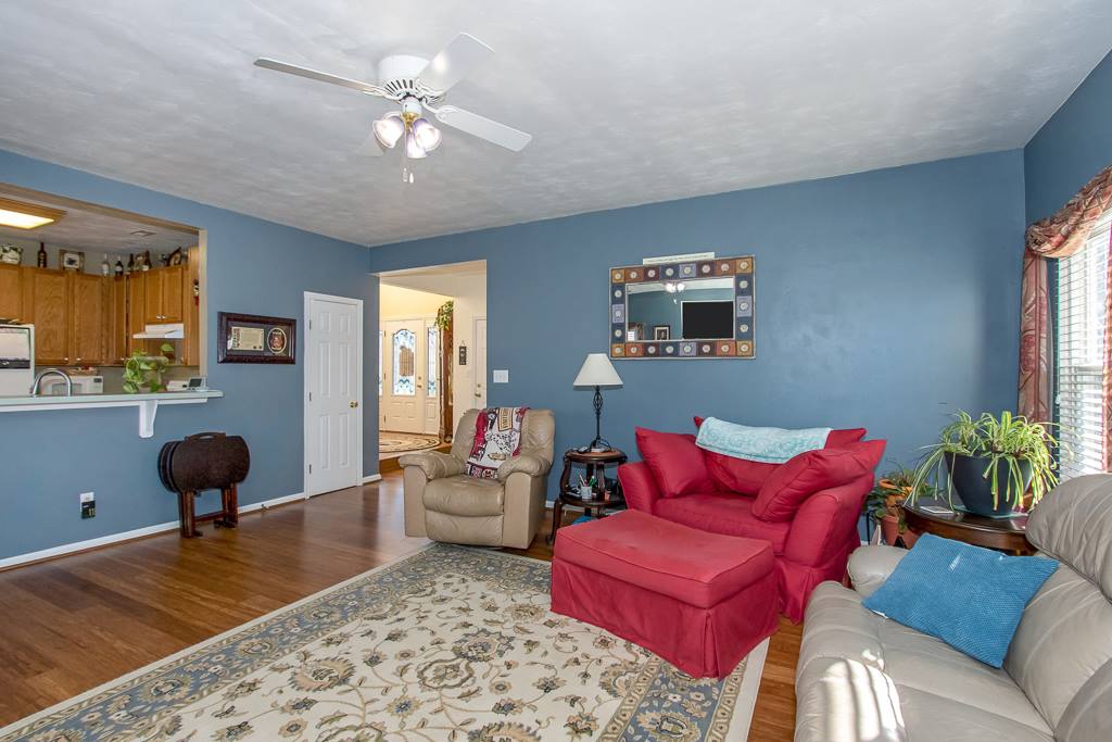 1812 Crestwynd Drive, Chesapeake, VA 23322