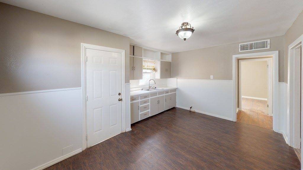 1310 State St, San Angelo, TX 76903