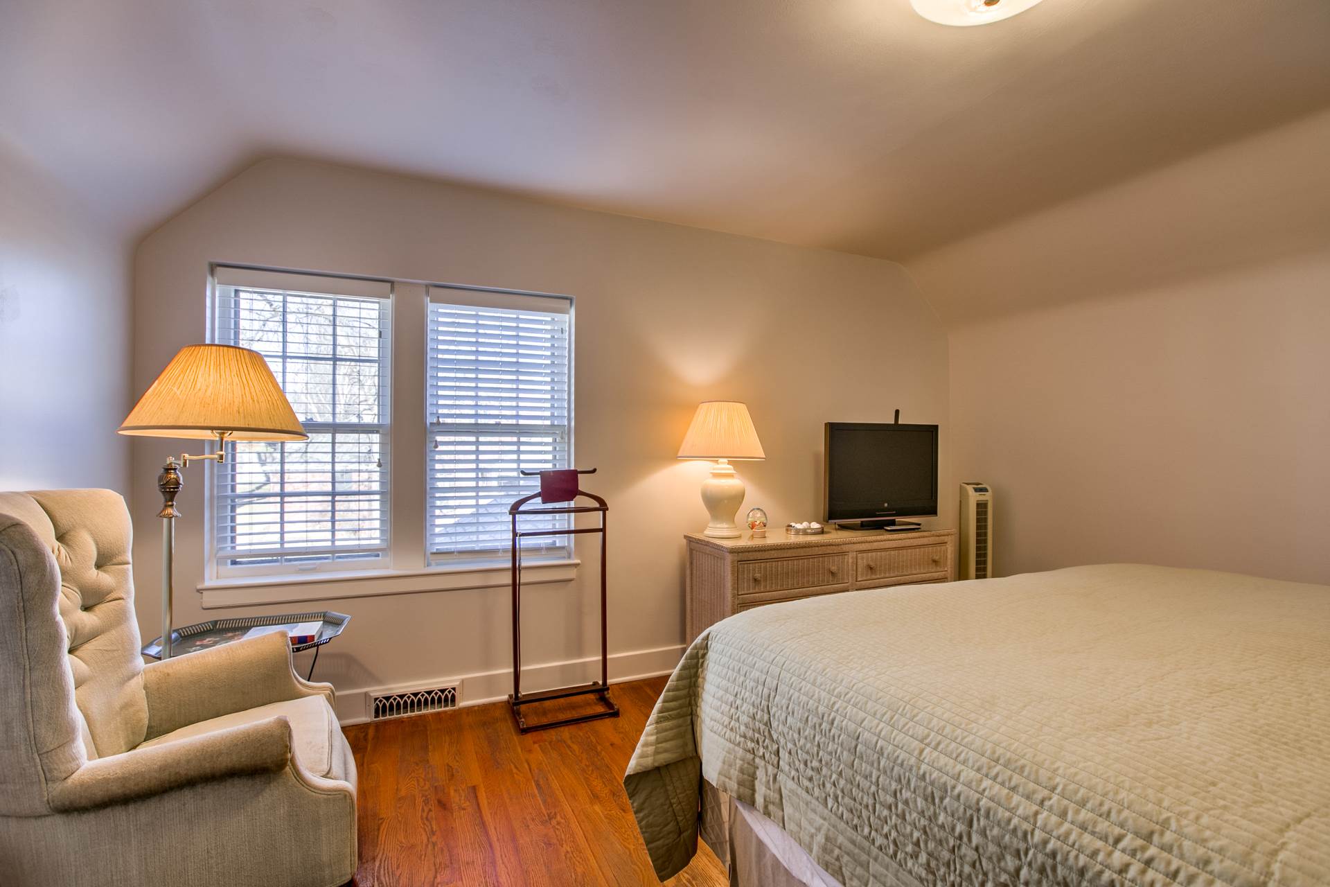 1520 S 83 Street, Omaha, NE 68124