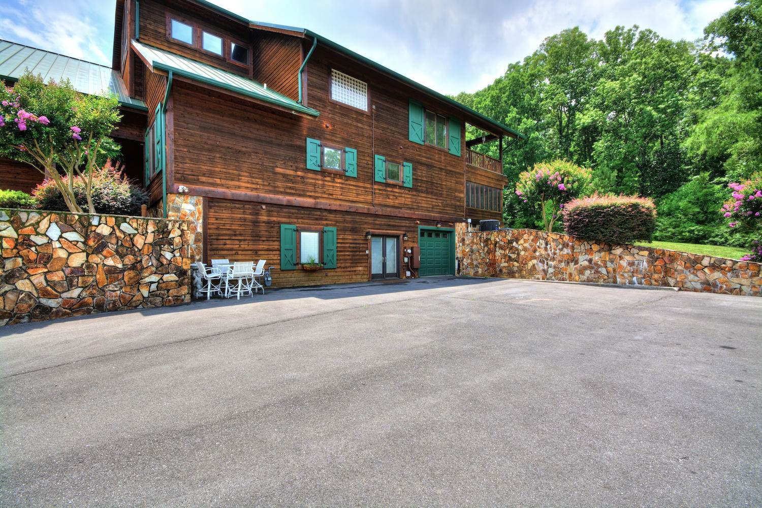 2778 Pine Grove Rd, Ringgold, GA 30736