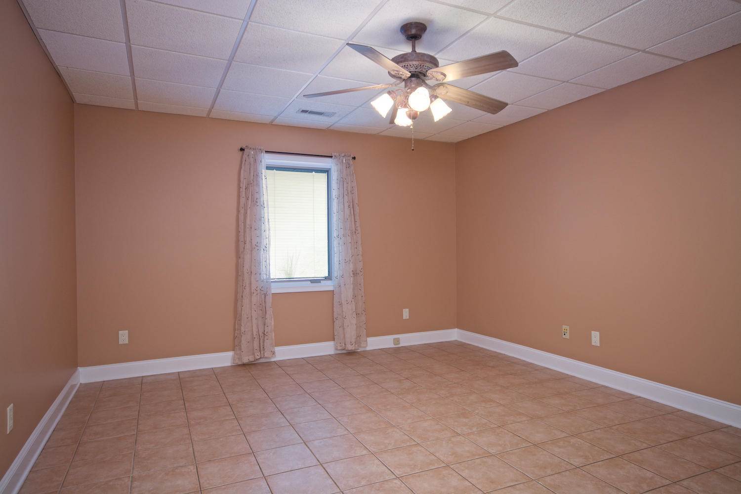 2778 Pine Grove Rd, Ringgold, GA 30736