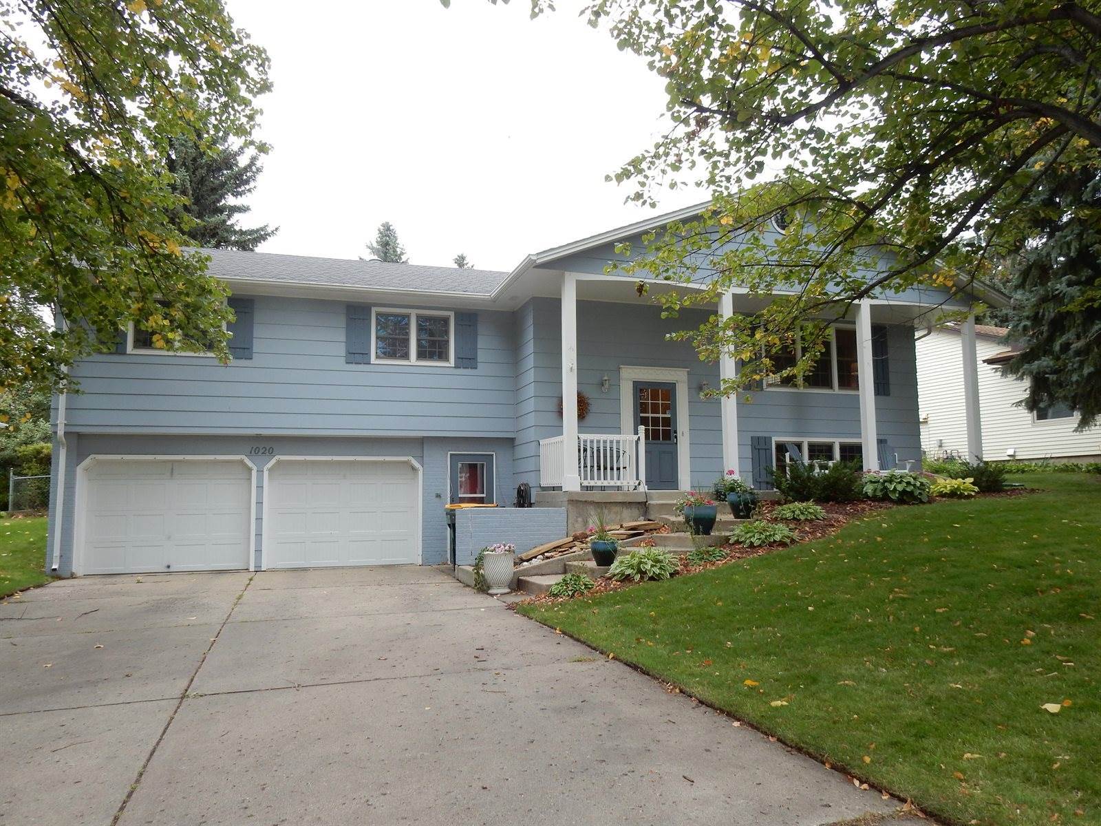 1020 Highland Place, Bismarck, ND 58501