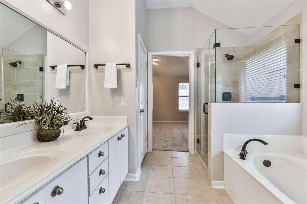15843 Collinsville Drive, Tomball, TX 77377