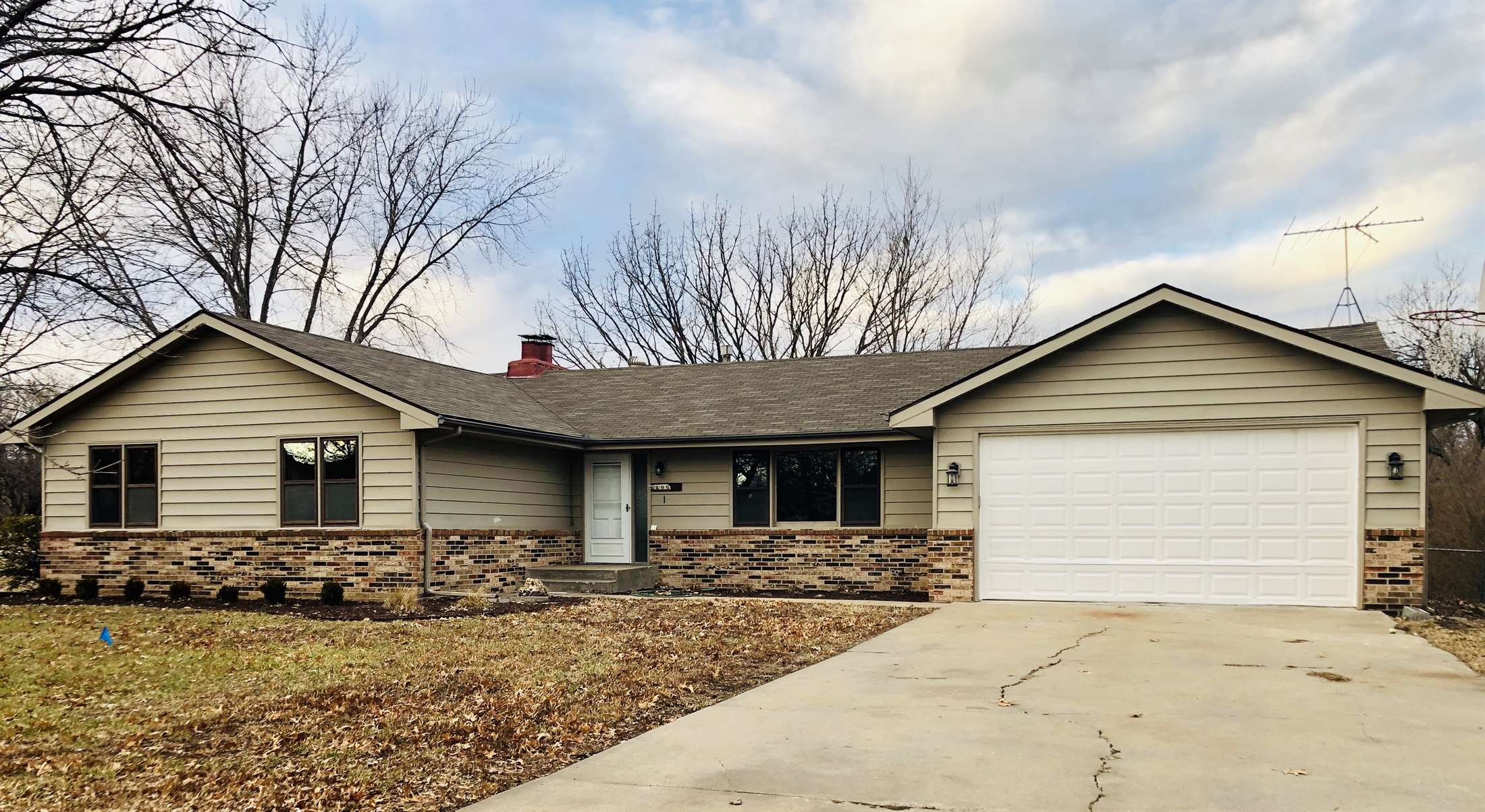 3806 SE Fair Meadows Pl, Topeka, KS 66605