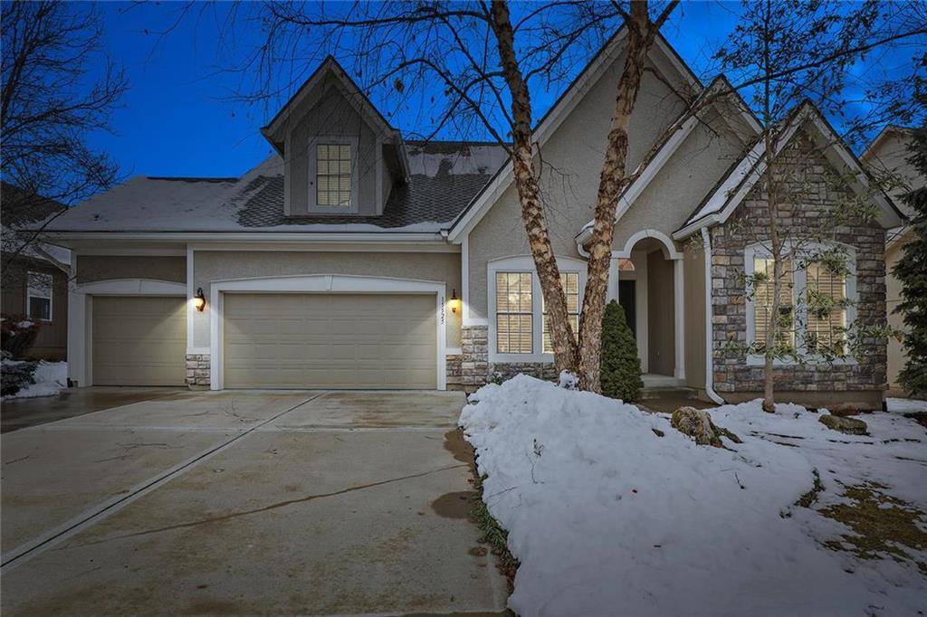 15525 Pawnee Street, Overland Park, KS 66224