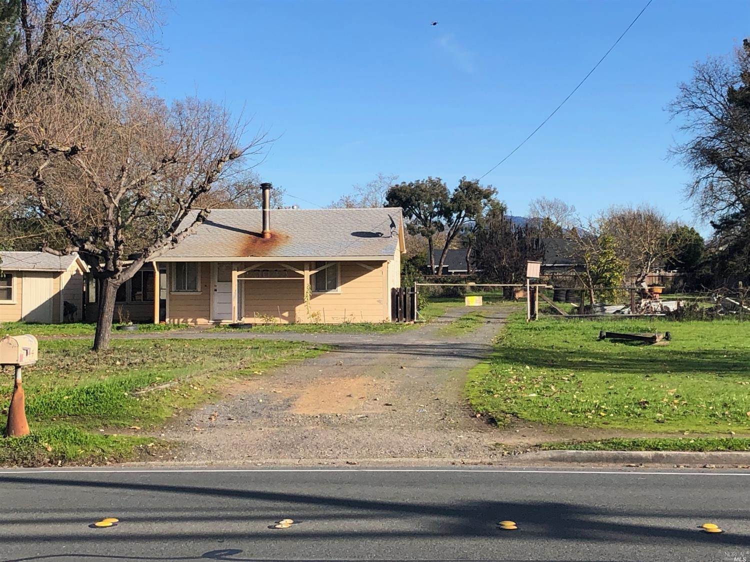 3044 Coffey Lane, Santa Rosa, CA 95403