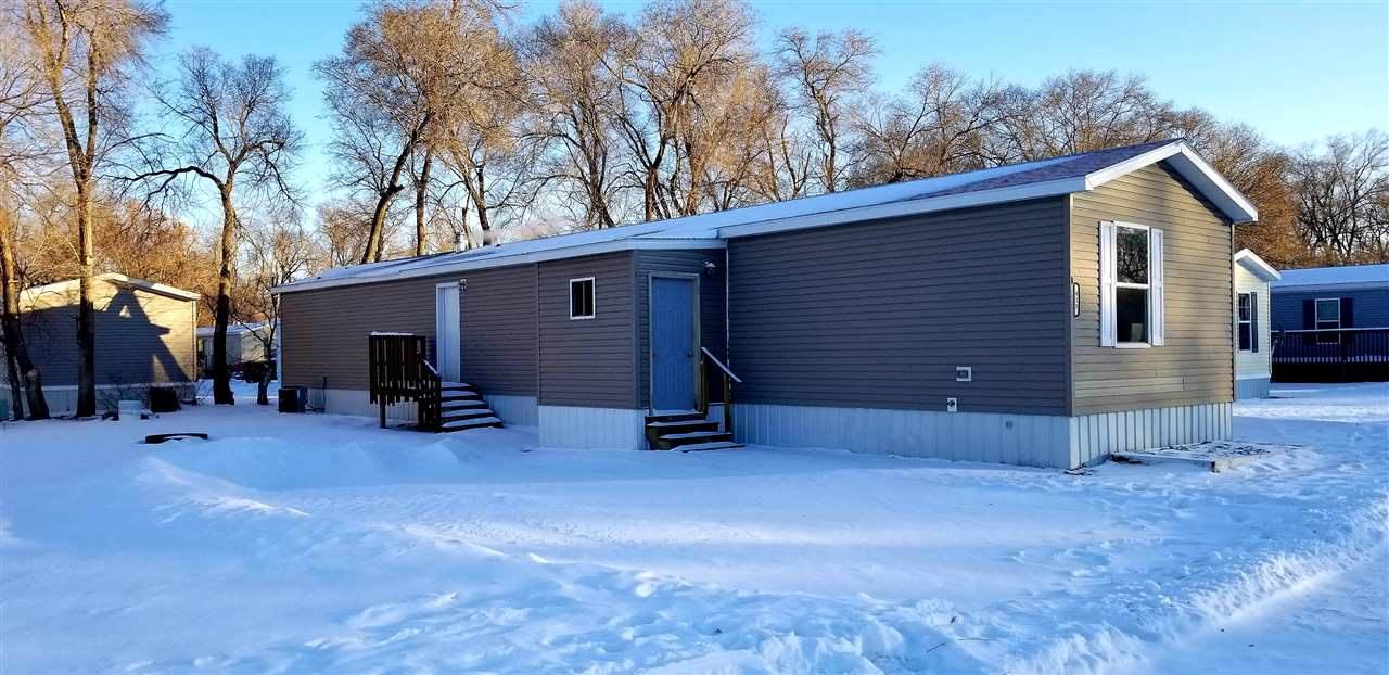 1325 SE 27TH St, Lot # 415, Minot, ND 58701