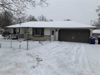 2702 N 8th Street, Wausau, WI 54403