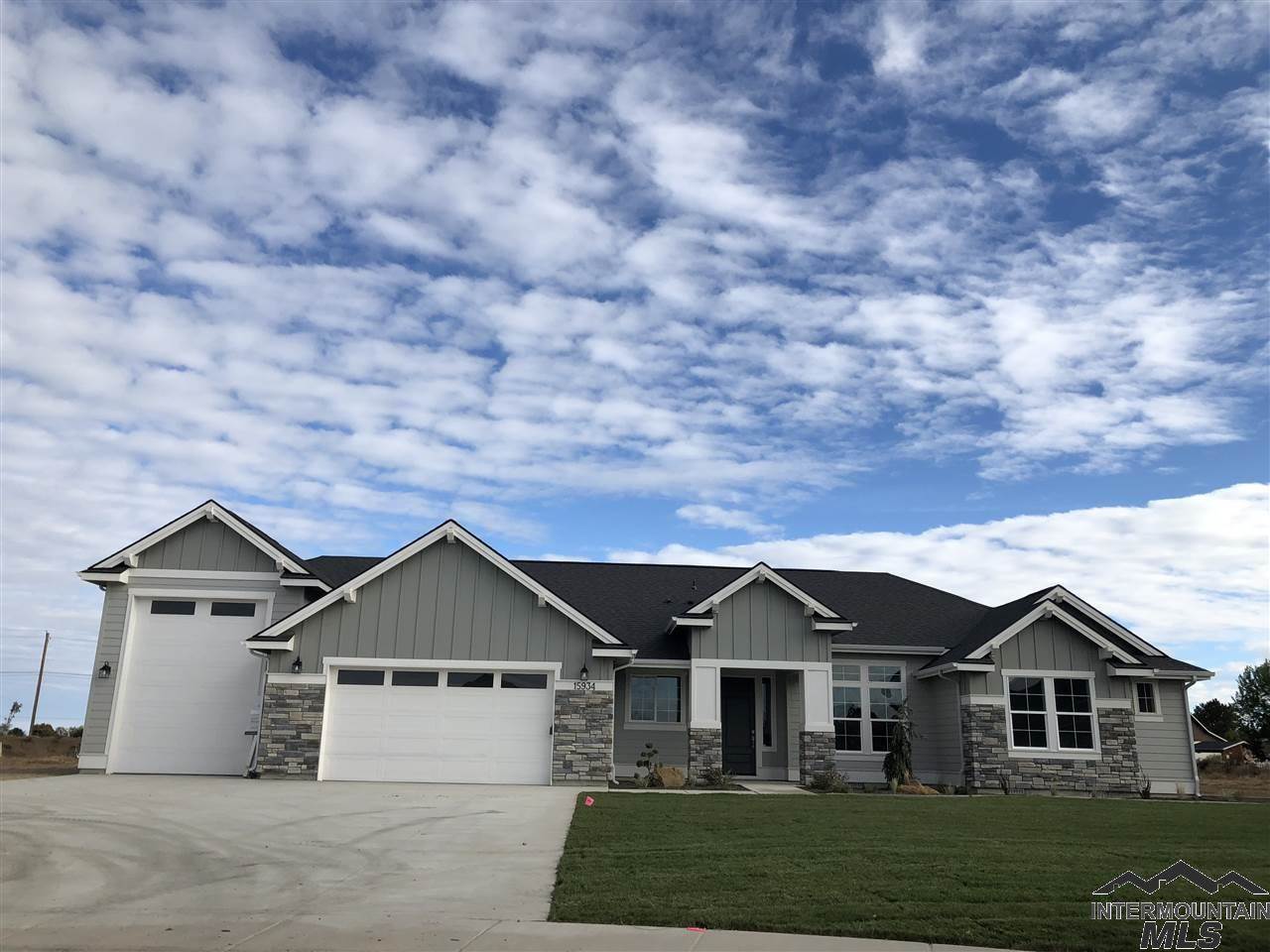 9326 West Sparks Lake Drive, Boise, ID 83714